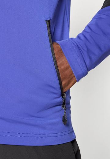 Спортивная куртка