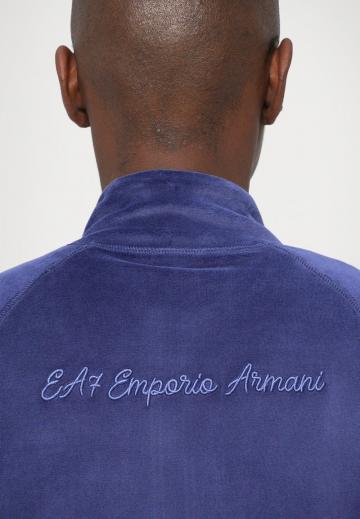 Спортивная толстовка