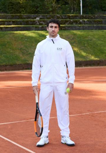 Спортивный костюм