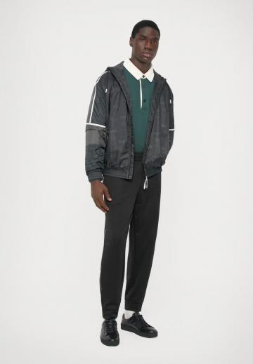 Куртка-дождевик