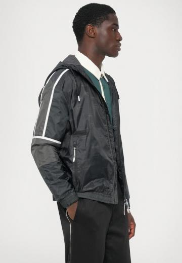 Куртка-дождевик