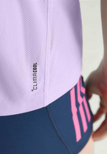 Спортивный топ