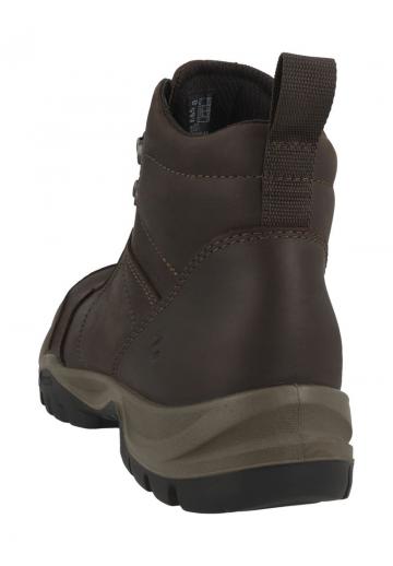 Походные кроссовки