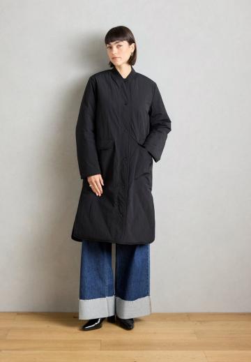 Шерстяное пальто