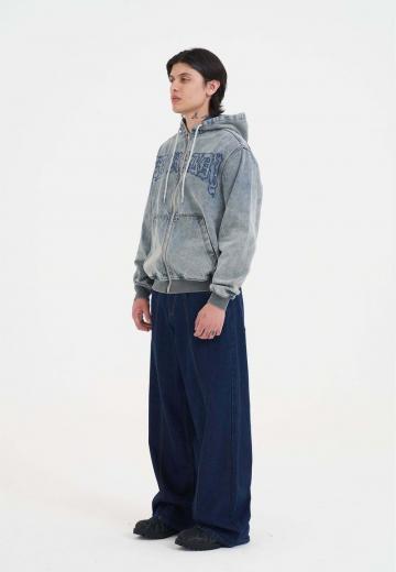 Джинсовая куртка