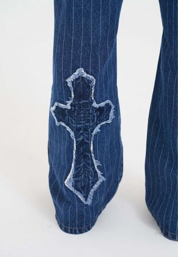 Прямые джинсы