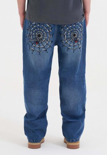 Прямые джинсы