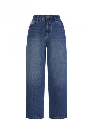 Прямые джинсы