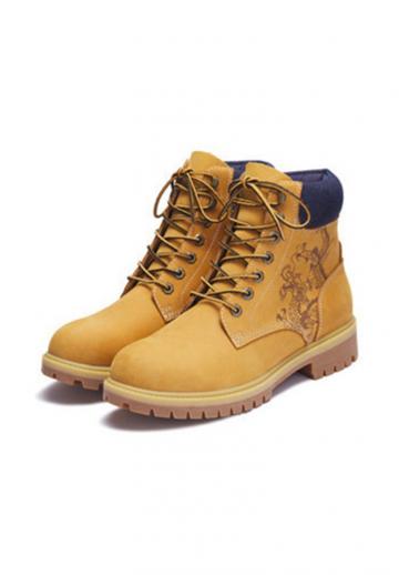 Ботинки на шнуровке