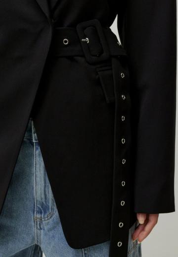 Короткое пальто