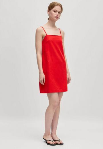 Короткое платье