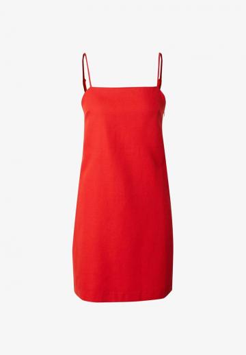 Короткое платье