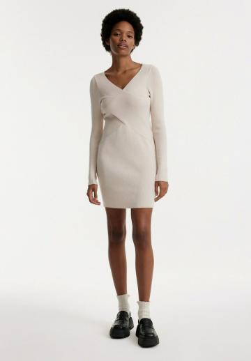 Платье футляр