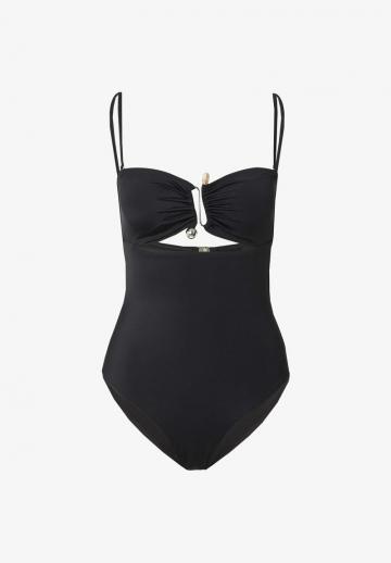 Слитный купальник