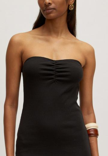 Платье футляр