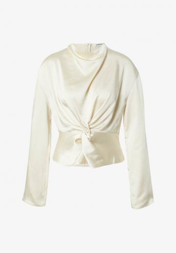 Атласная блузка