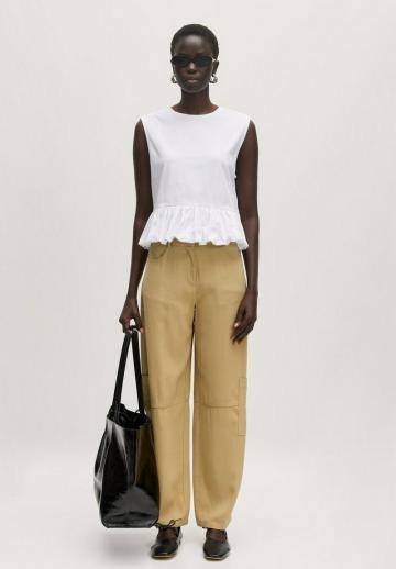 Блузка без рукавов