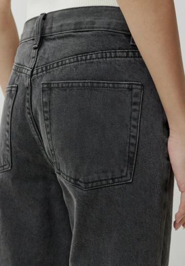 Клешеные брюки