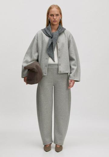 Спортивные штаны