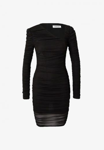 Платье футляр