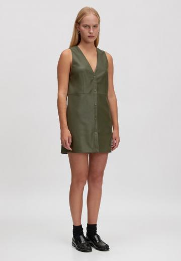 Короткое платье