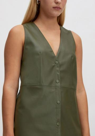 Короткое платье