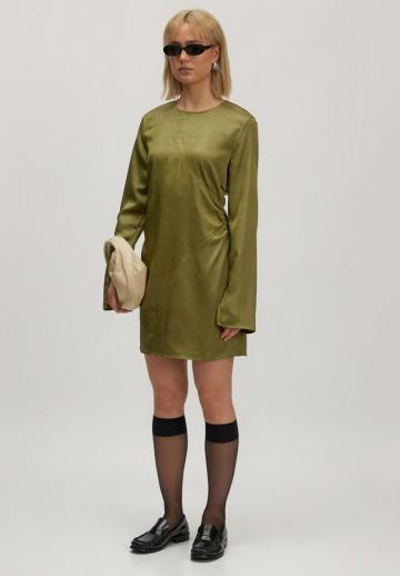 Короткое платье