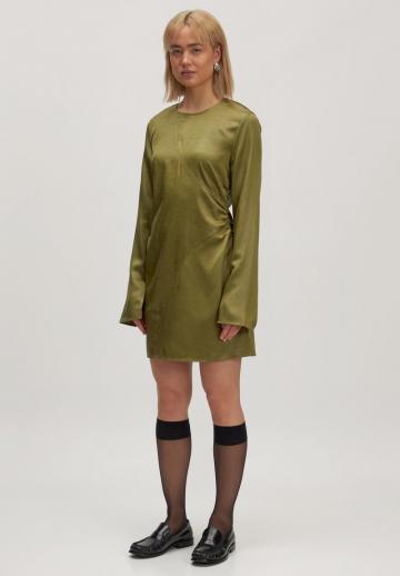 Короткое платье