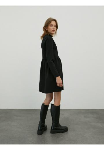 Вязаное платье