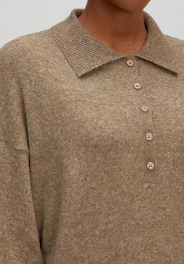 Пуловер с воротником поло