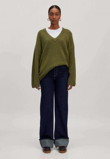 Прямые джинсы