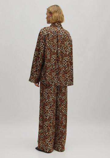 Атласная блузка