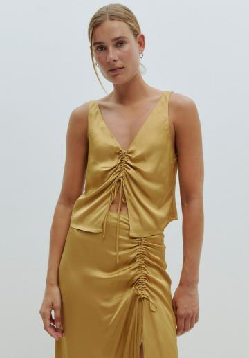 Блузка без рукавов