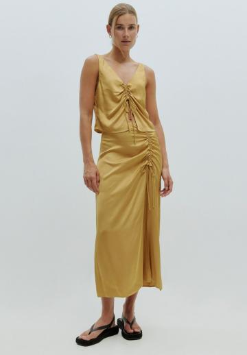 Блузка без рукавов