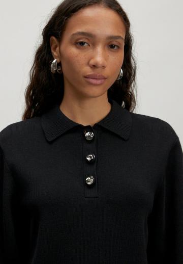 Вязаное платье