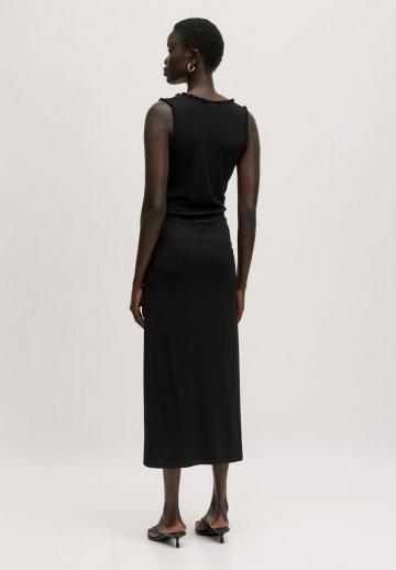 Платье футляр