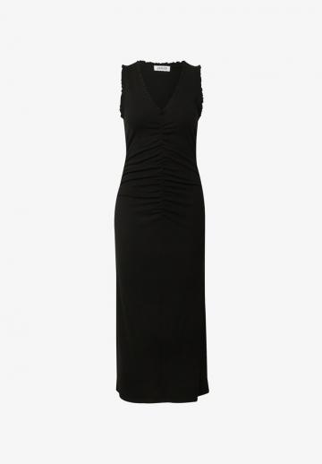 Платье футляр