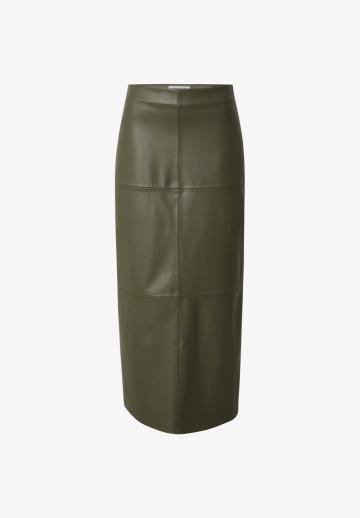 Юбка с накладными карманами