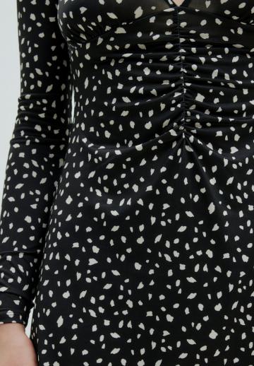 Короткое платье