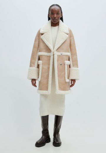 Пальто из искусственной кожи