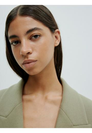 Шерстяное пальто