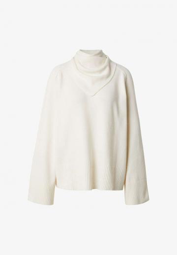 Длинный пуловер