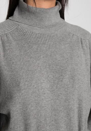 Вязаное платье