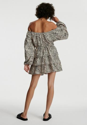 Короткое платье