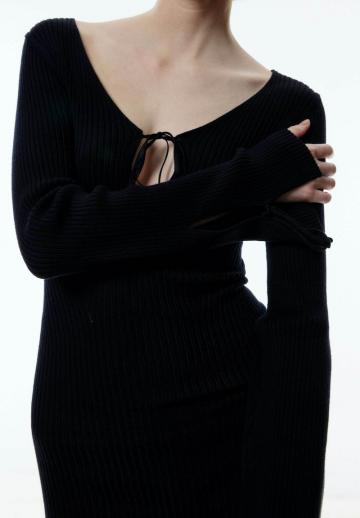 Платье футляр