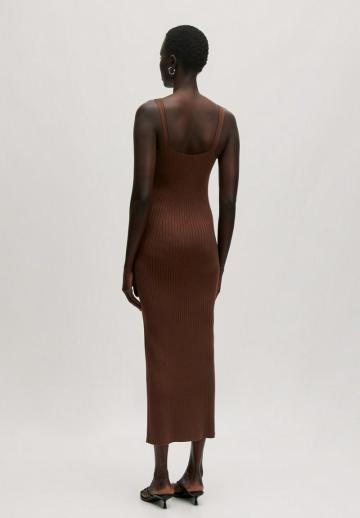 Платье футляр