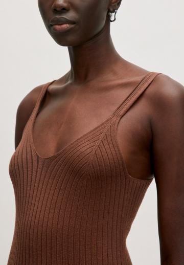 Платье футляр