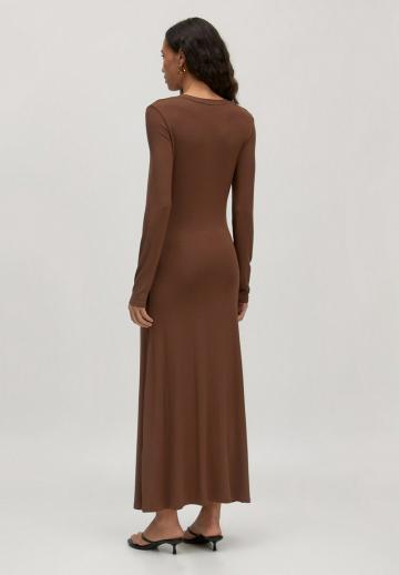 Вязаное платье