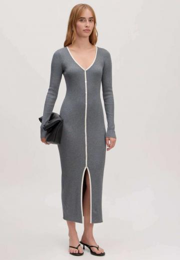Вязаное платье