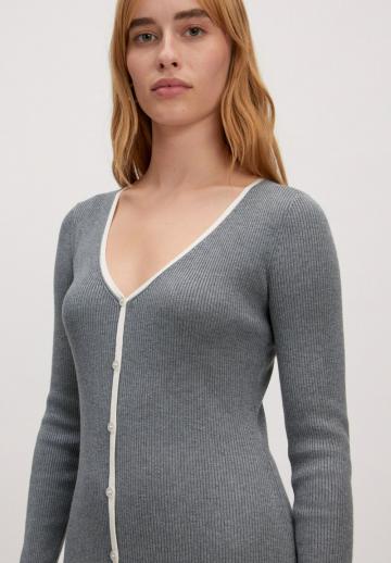 Вязаное платье